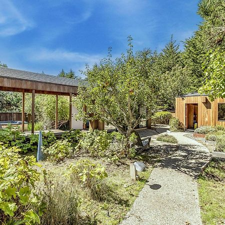 Urban Escape Compound Villa Sea Ranch Exterior photo