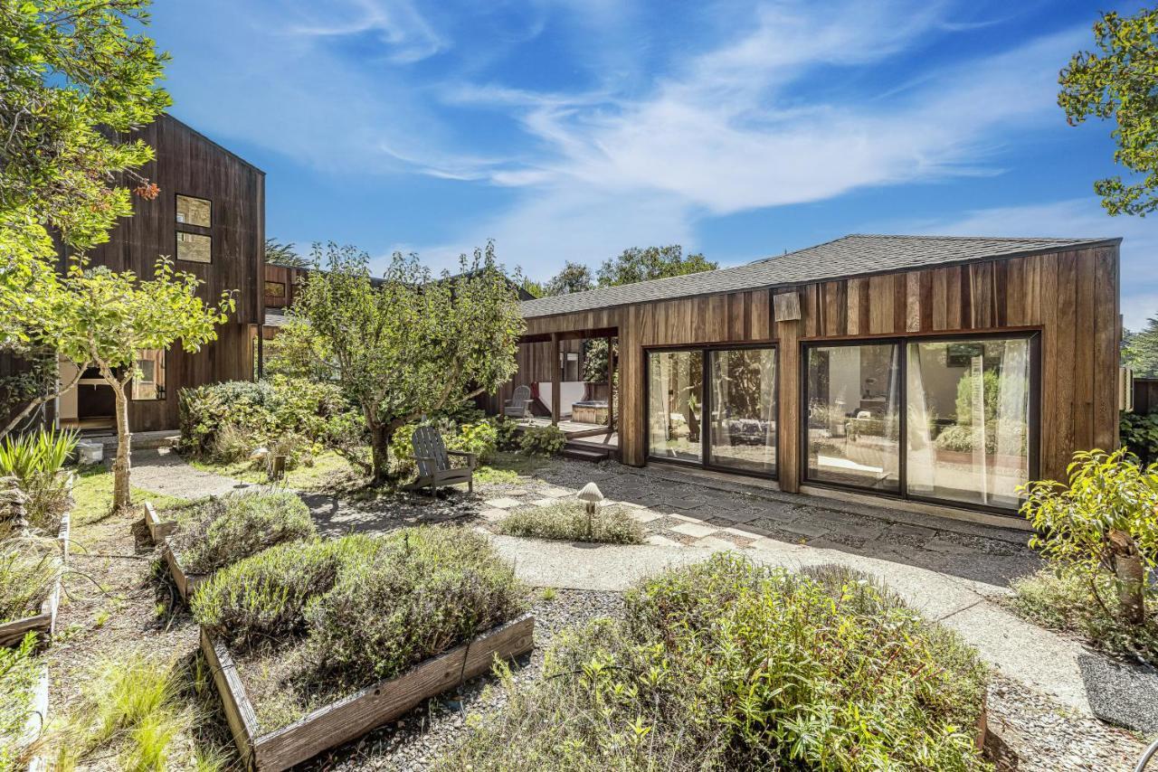 Urban Escape Compound Villa Sea Ranch Exterior photo